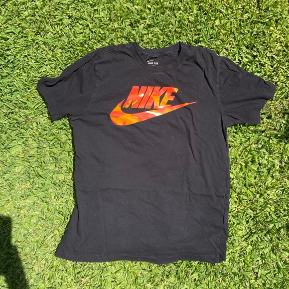 Nike Other - NIKE graphic tee
